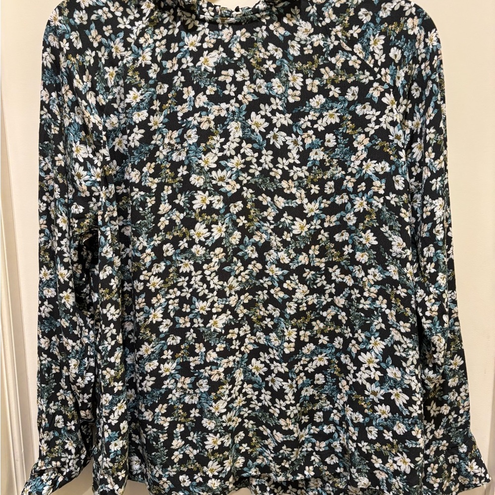 LOFT Black and White Floral Blouse